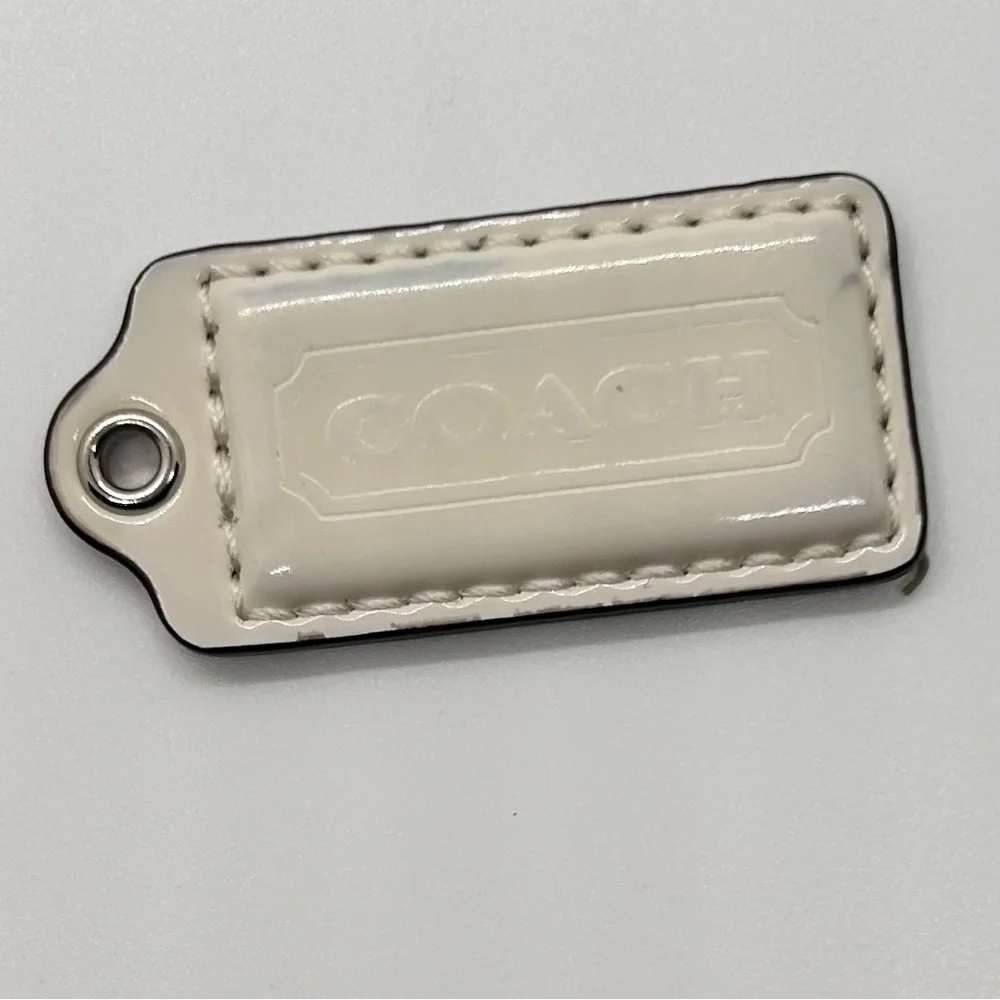 Coach Off White Patent Leather Purse Hangtag - Picture 4 of 8